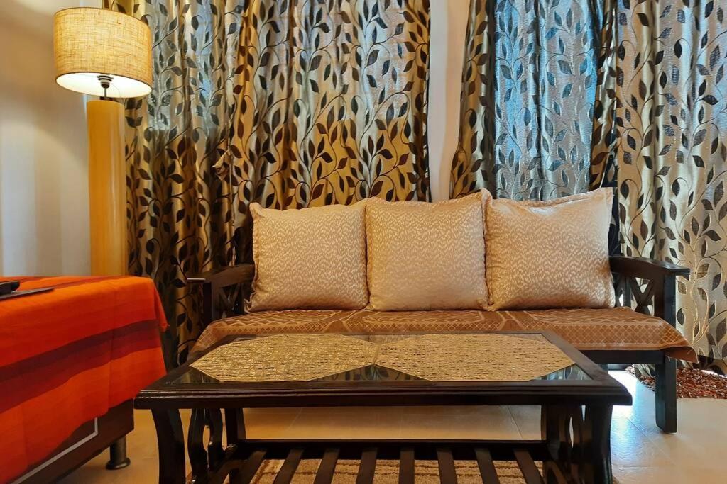 Joy Cottages - Premium Chalets, Vacation Home Rentals Karjat Ngoại thất bức ảnh